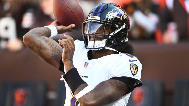 Lamar Jackson 在第10周的权威排名中被评为最佳四分卫。