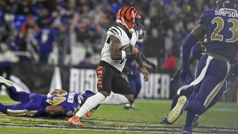 Ja'Marr Chase Touchdown vs. Ravens：孟加拉虎队广告牌球员在“TNF”上令人难以置信的 Touchdown 后炫耀镶有钻石的链条