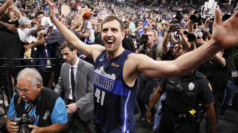 Dirk Nowitzki 是 NFL MVPs 在成长过程中最喜欢的球员之一。