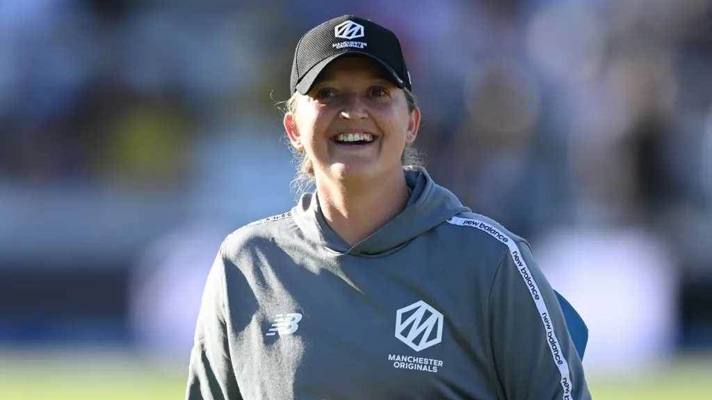 Sarah Taylor加入英格蘭獅子隊巡迴賽擔任 wicketkeeping 教練。